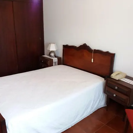 招待所 Pensao Sao Jorge Caldas de Sao Jorge